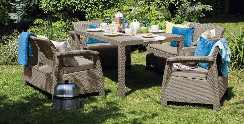 Mobilierul Keter Fiesta este confecționat din plastic