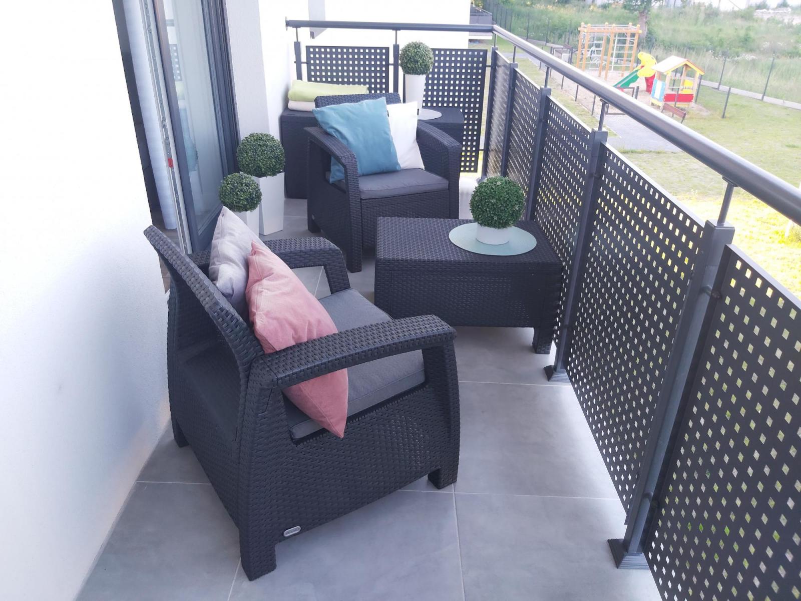 Corfu Weekend Curver mobilier din plastic rezistent la condițiile meteorologice