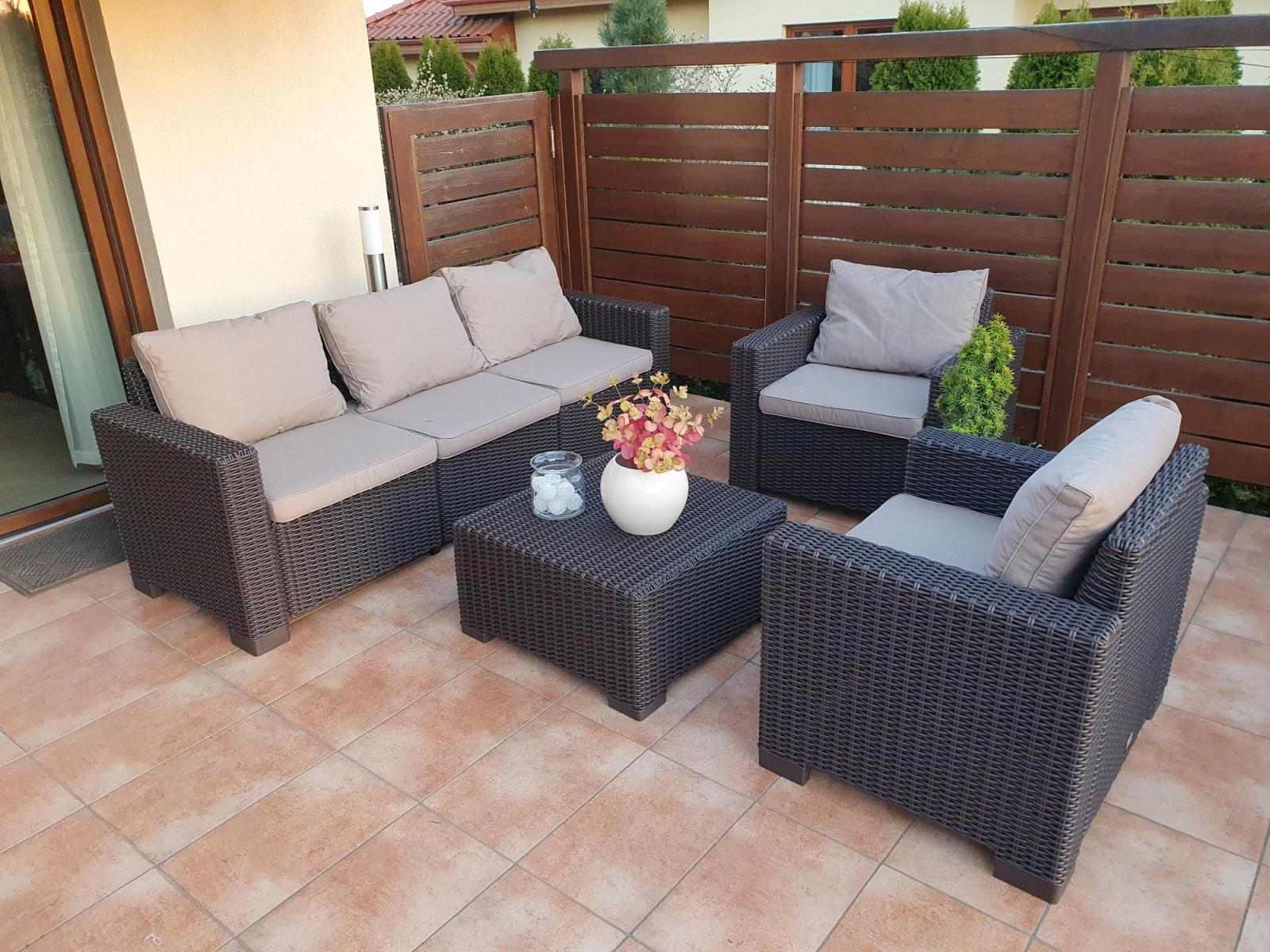 Mobilier de grădină pentru 5 persoane California 3 brun